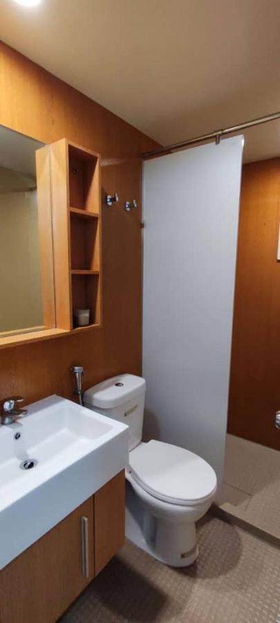Rf Homestay Nilai Zewnętrze zdjęcie